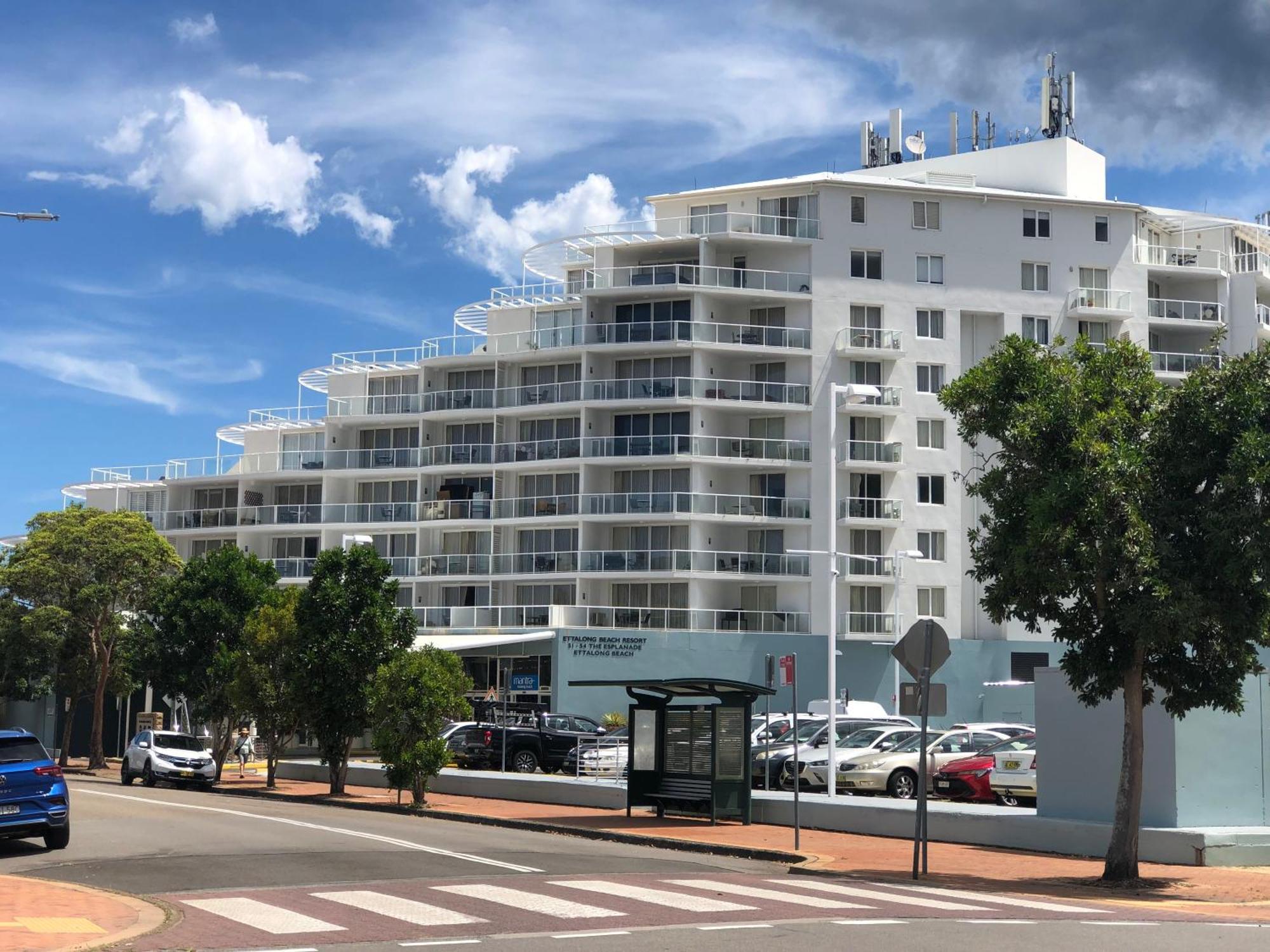 Base Holidays - Ettalong Beach Premium Apartments エクステリア 写真