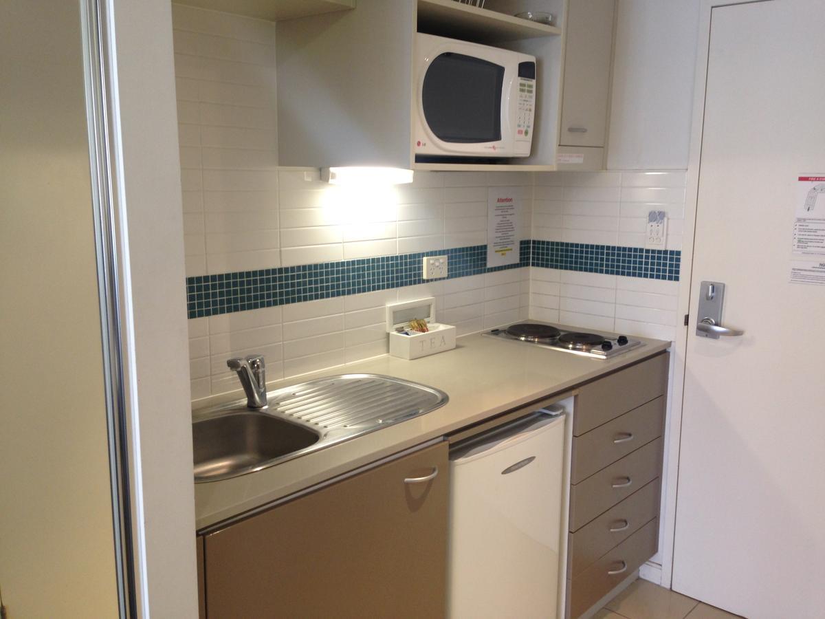 Base Holidays - Ettalong Beach Premium Apartments エクステリア 写真